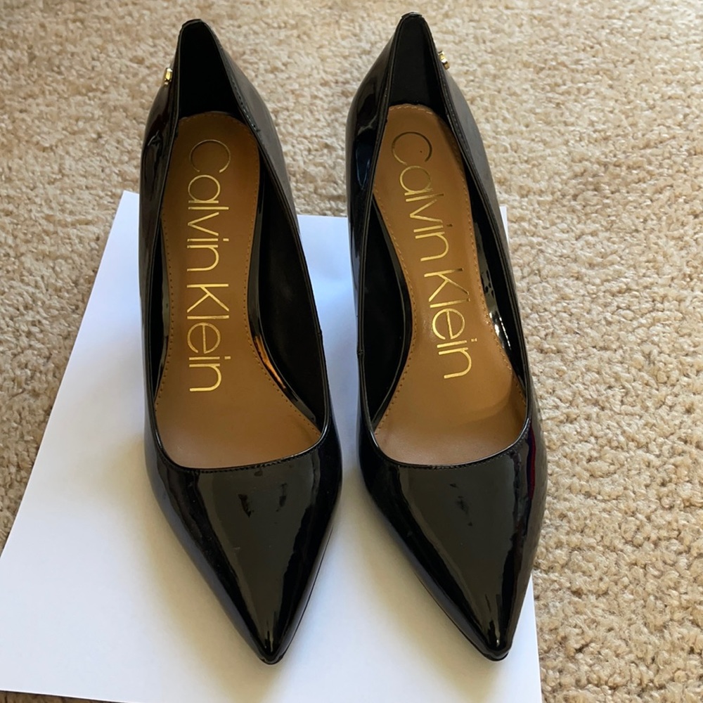 Calvin Klein black pumps